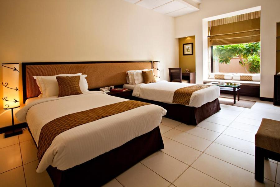 Lemon Tree Hotel, Tarudhan Valley, Manesar Gurgaon Exteriör bild