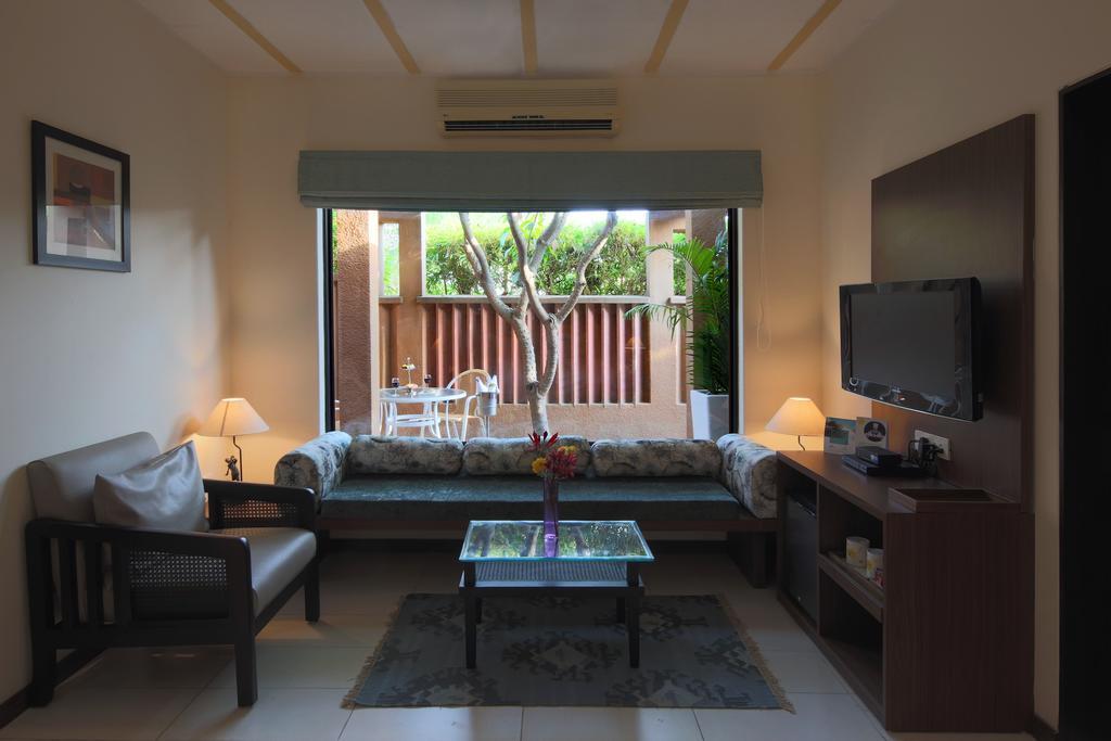Lemon Tree Hotel, Tarudhan Valley, Manesar Gurgaon Exteriör bild